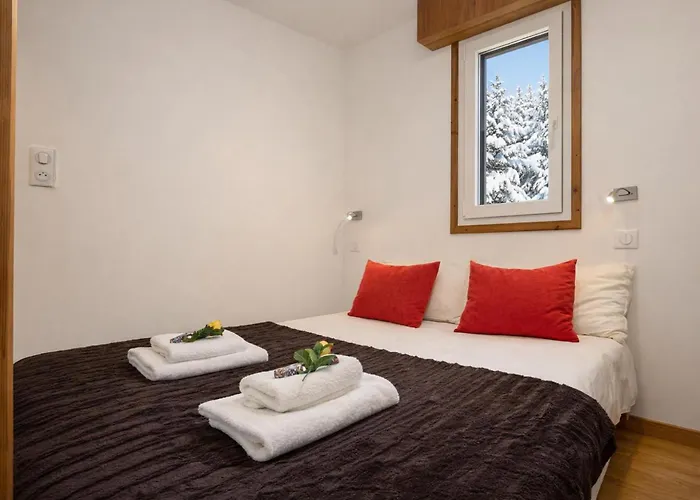 Clos Du Savoy E1 - Happy *