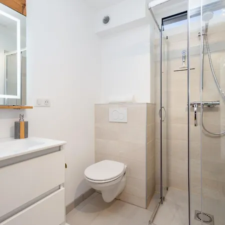 Clos Du Savoy E1 - Happy Apartment