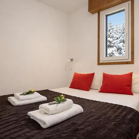 Clos Du Savoy E1 - Happy *