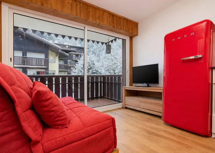 Clos Du Savoy E1 - Happy